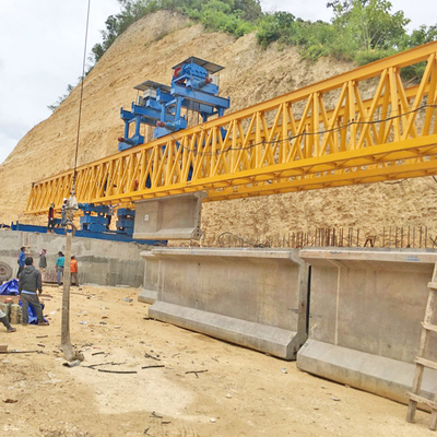 Giàn phóng dầm kiểu giàn Máy cẩu nâng hiệu suất cao 50M