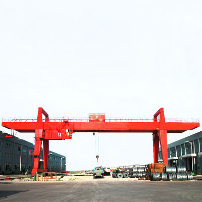 550KN Double Girder Gantry Crane Top Running Box Frame Với xe tải